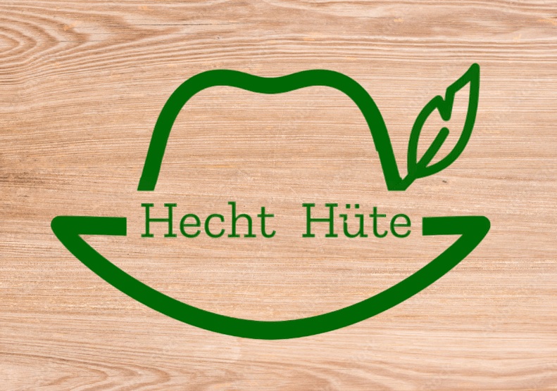 Hecht Hüte - Logo der Hutmacherin Jasmin Hecht: grüner Hut mit Blatt auf Holz